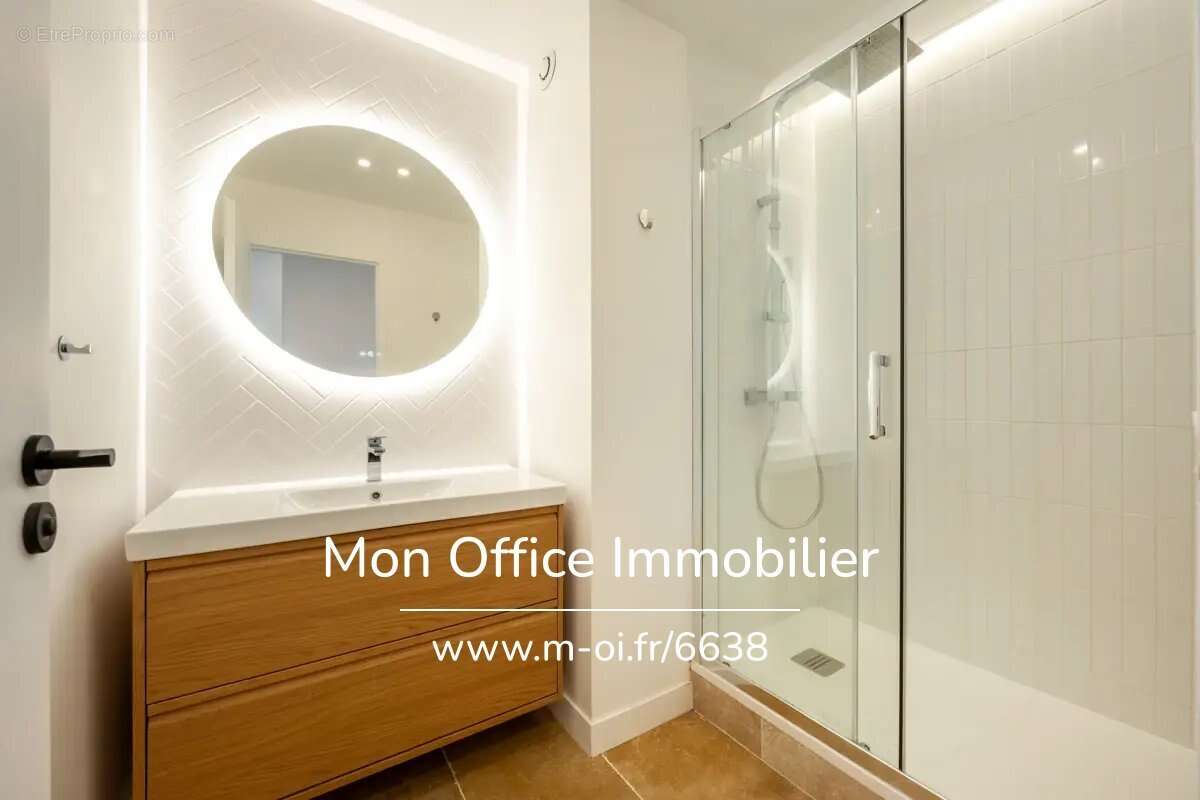 Appartement à MARSEILLE-6E