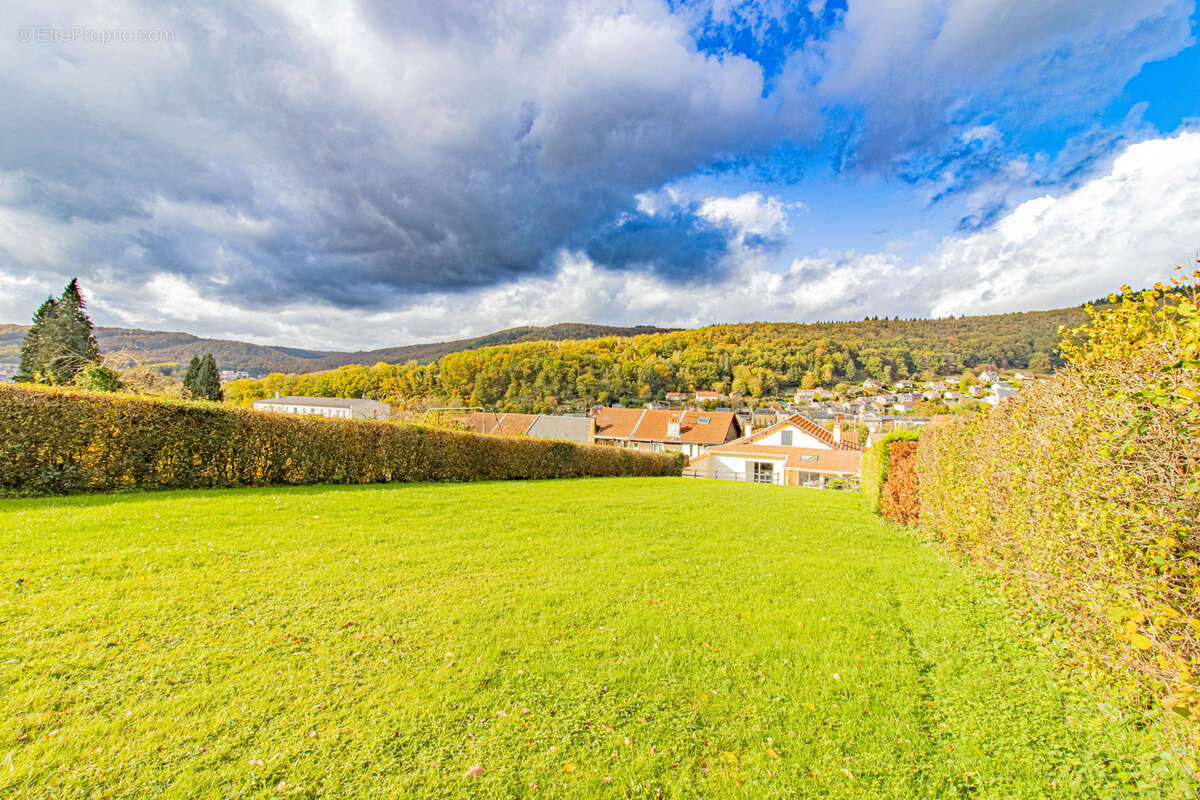 Maison à NOUZONVILLE
