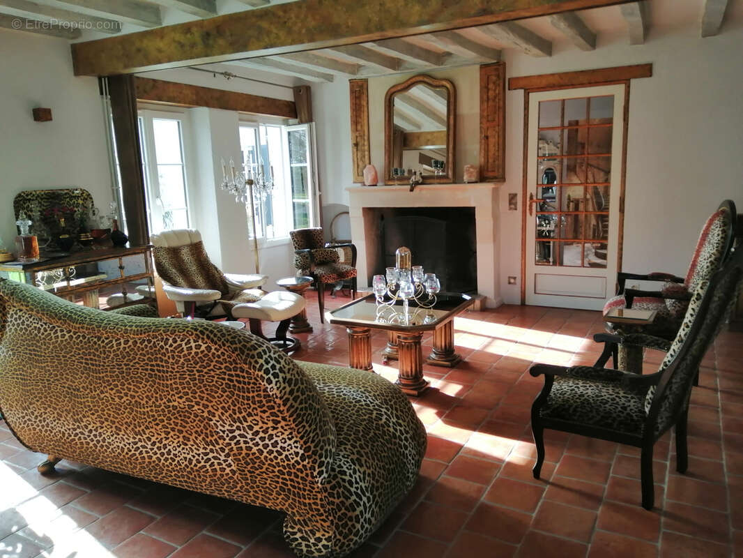 Maison à ECUEILLE