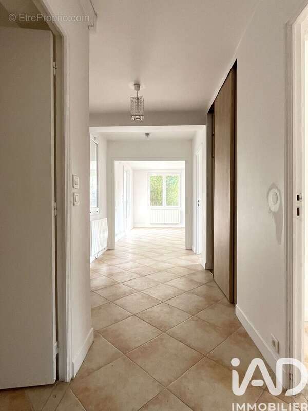 Photo 4 - Maison à RUEIL-MALMAISON