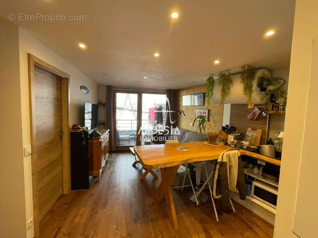 Appartement à LE CHATEL