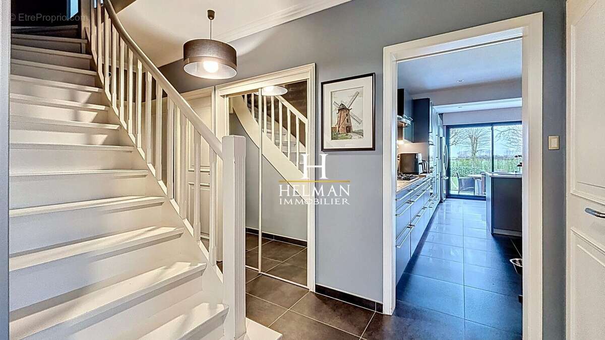 Maison à ESQUELBECQ