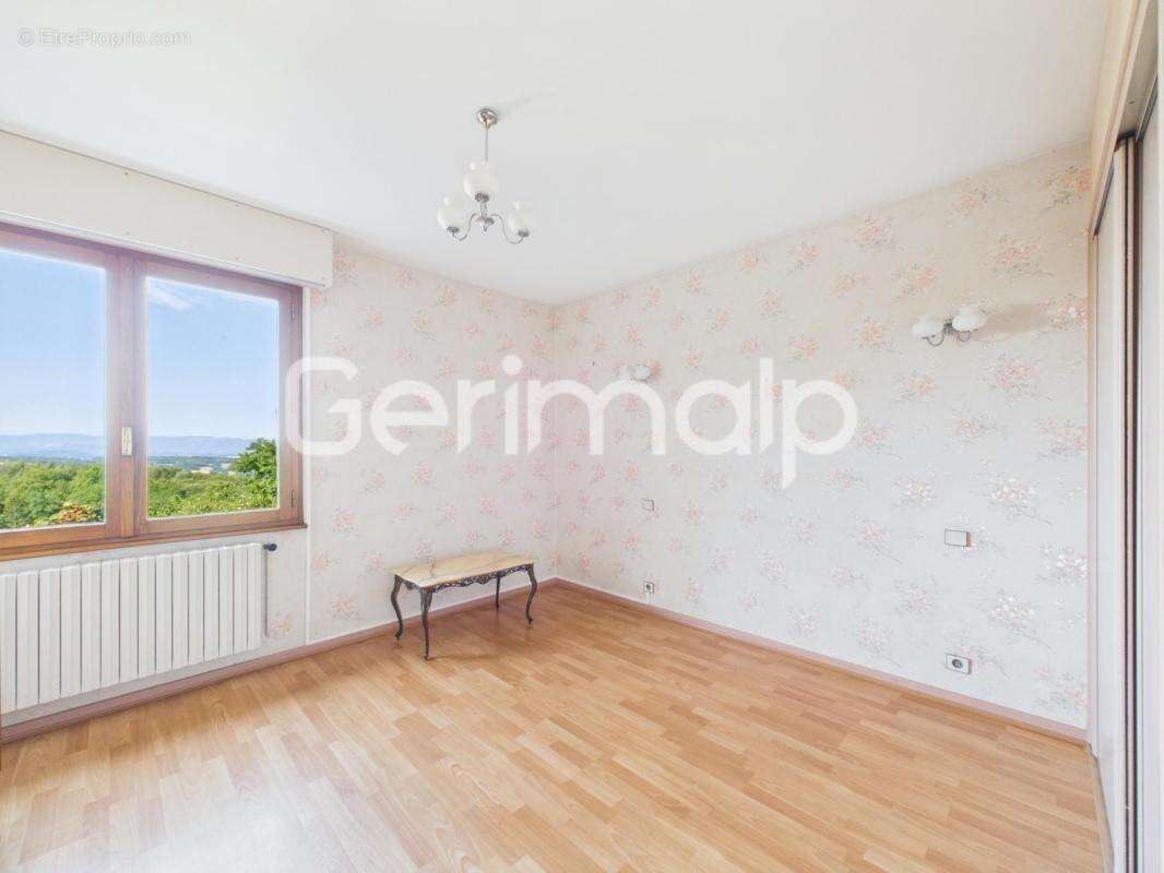 Vente - Maison - 8 pièces + cuisine - 180 m² - 795 000 € - - photo 21