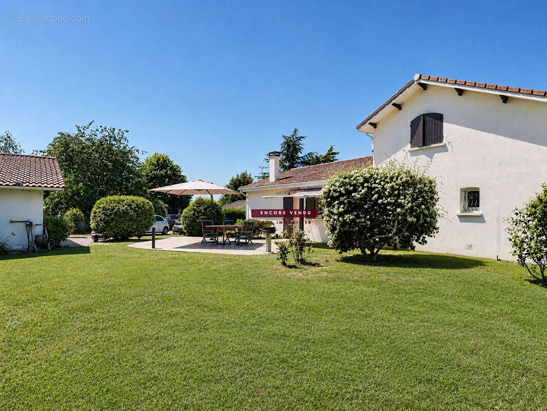 Maison 7 Pièces 132 m2 - photo 2