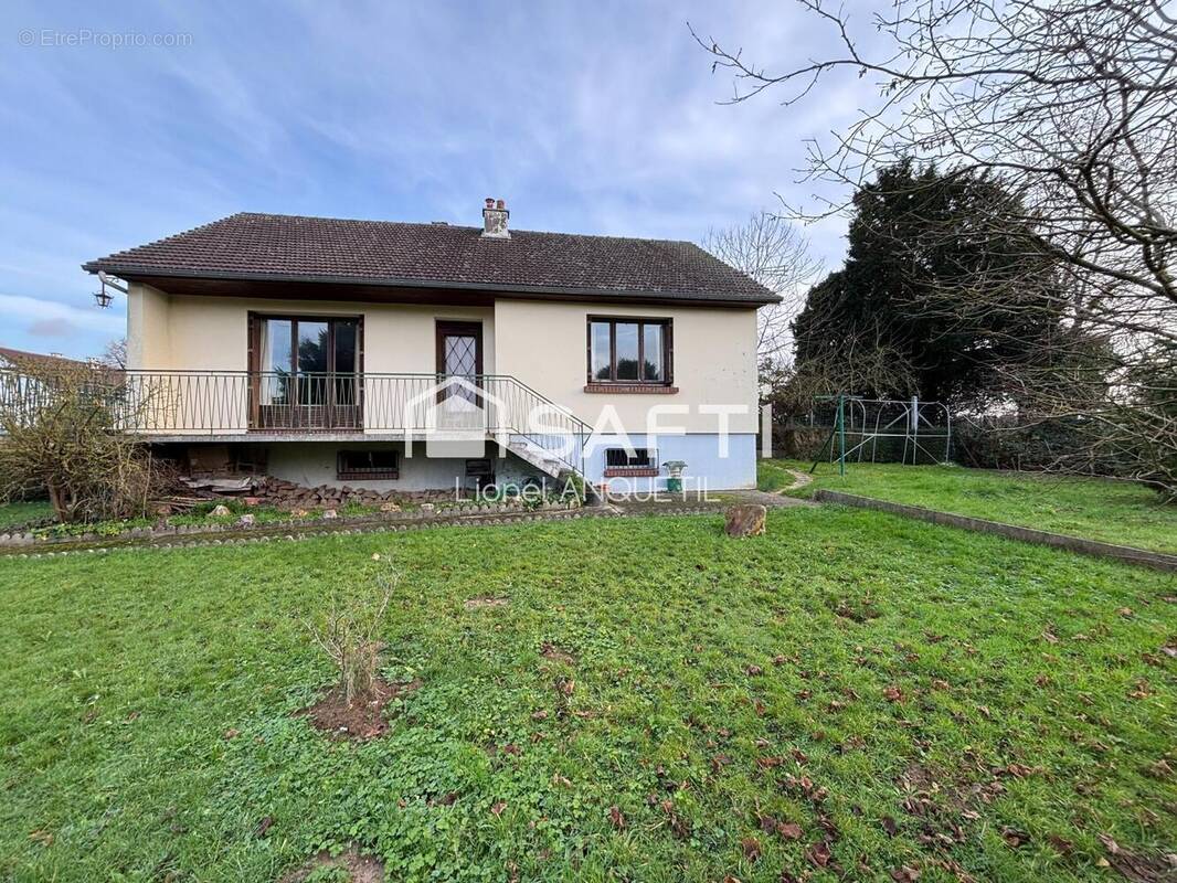 Photo 1 - Maison à CANY-BARVILLE