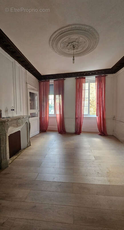 Appartement à LAMBALLE