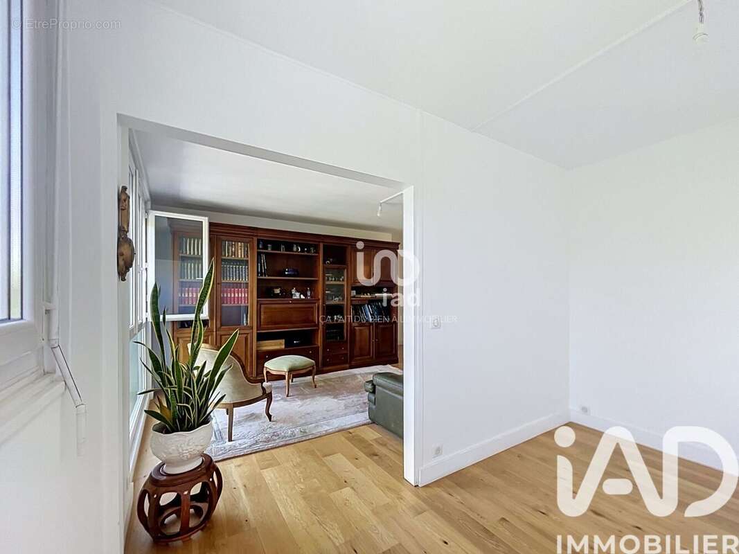 Photo 4 - Appartement à SEVRES