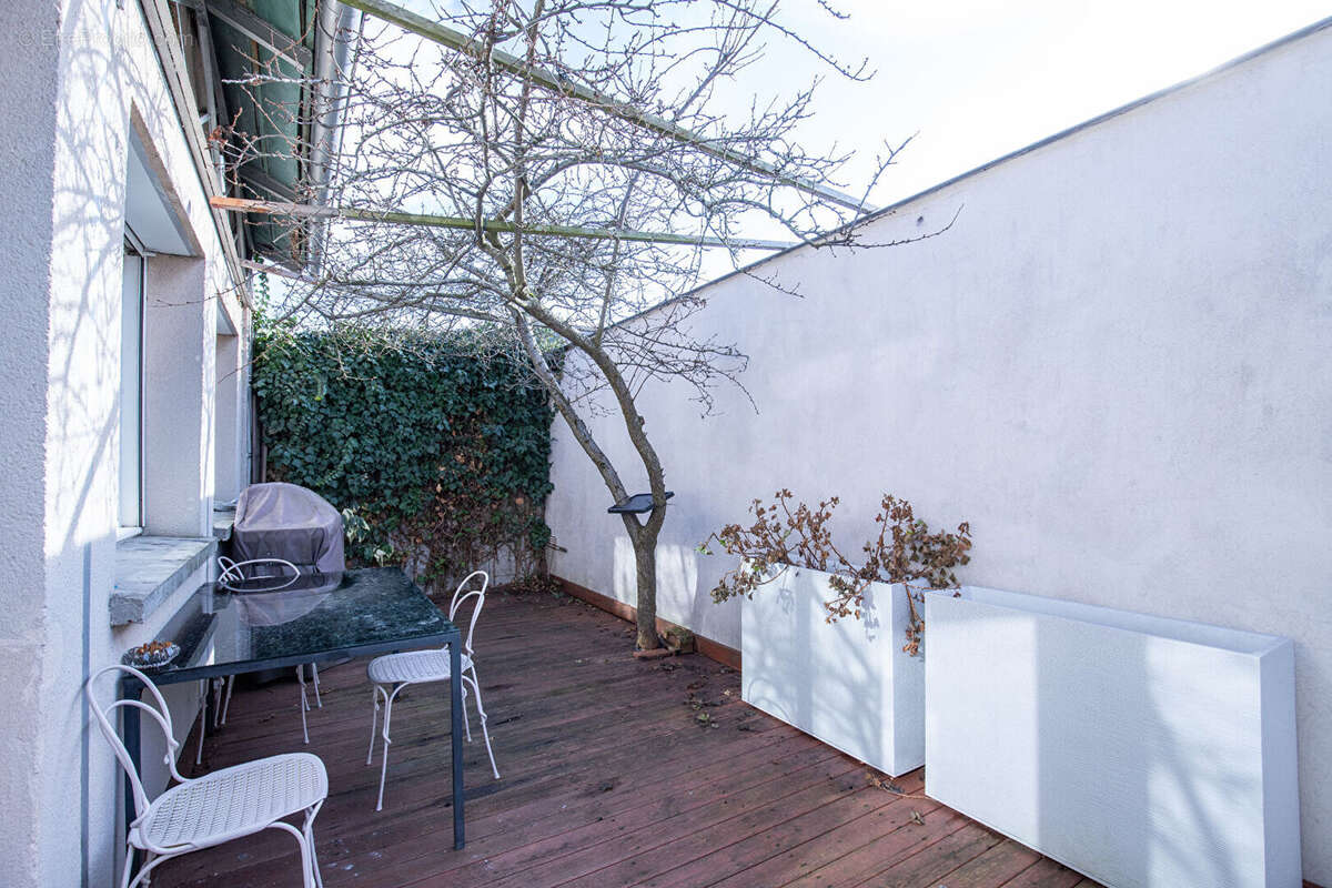 Maison Chatenay Malabry 7 pièce(s) 403.7 m2 - photo 4