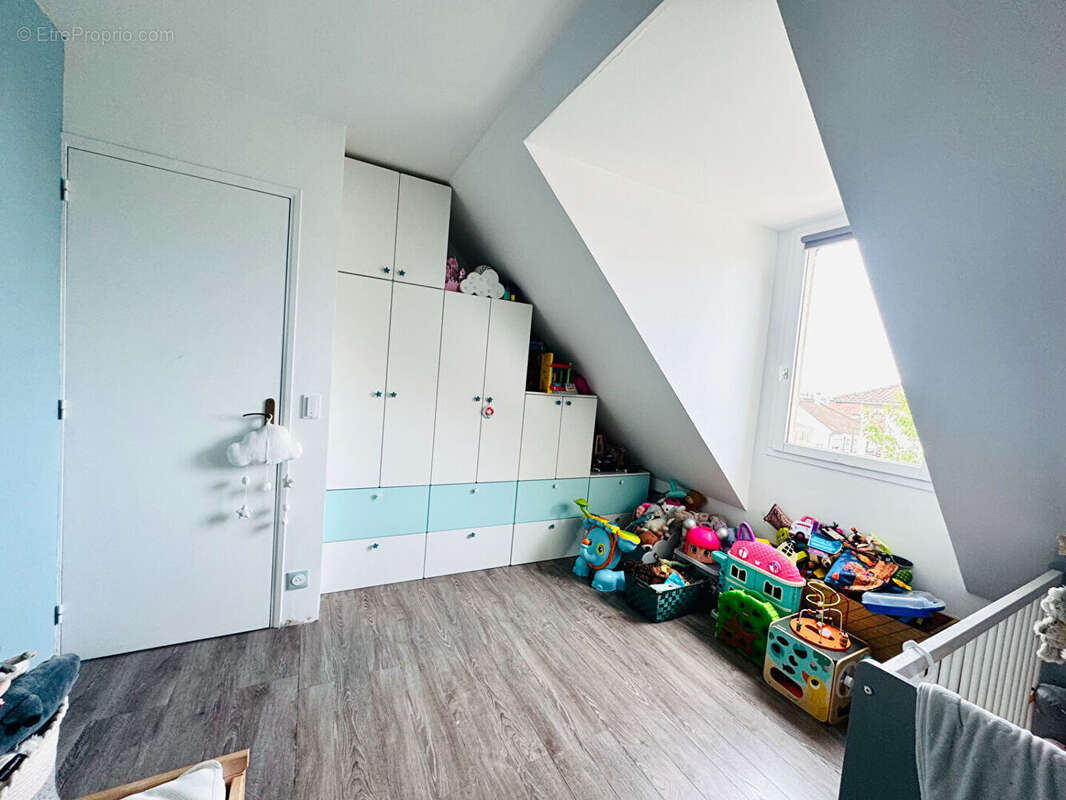 Maison à CHAMPIGNY-SUR-MARNE