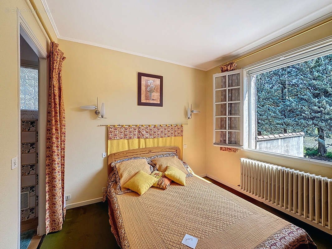 Maison à SAIGNON
