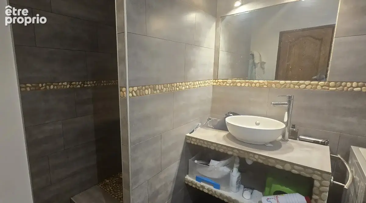 Tres bel appartement , vieille ville Sartene Corse du sud - photo 9