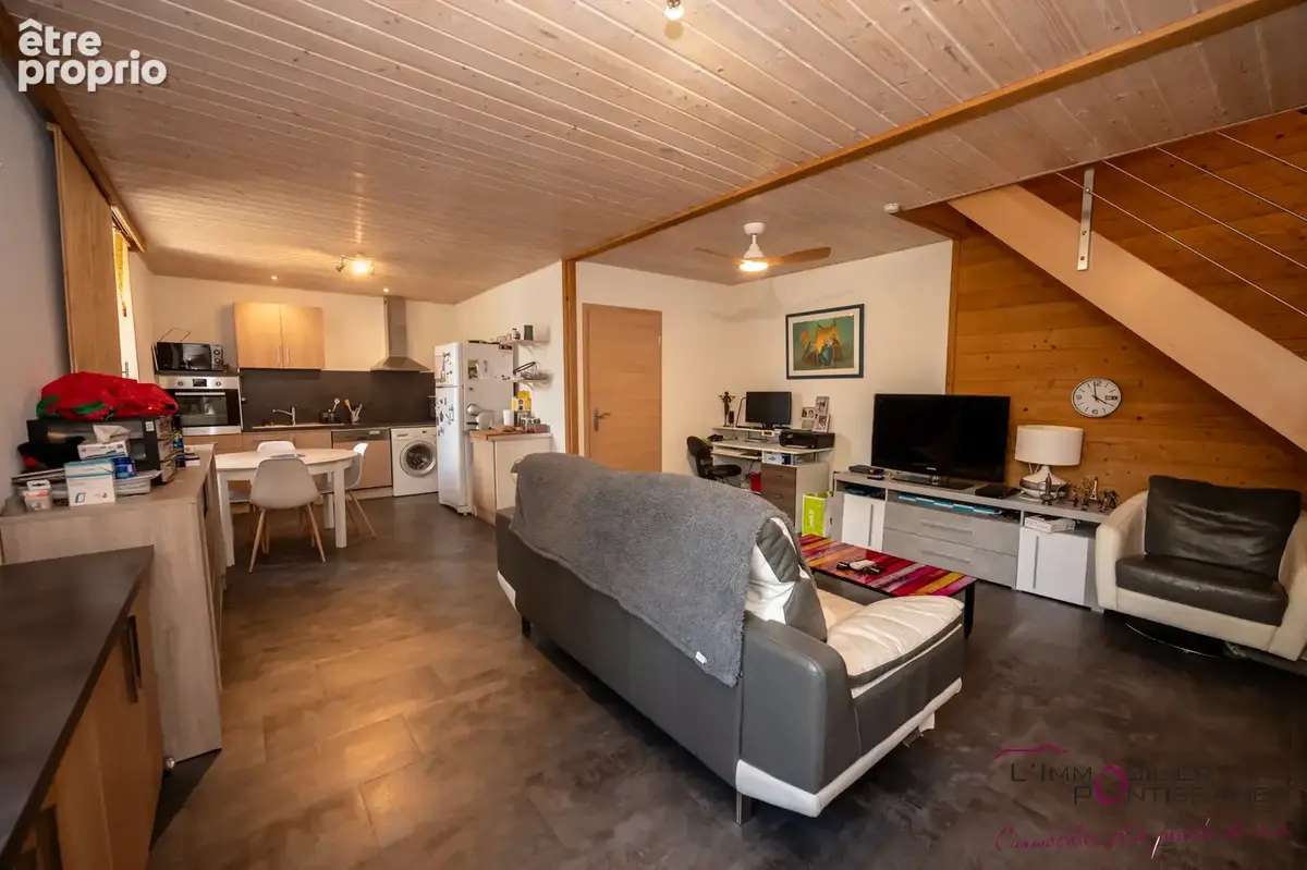 T3 duplex avec grand jardin - photo 7