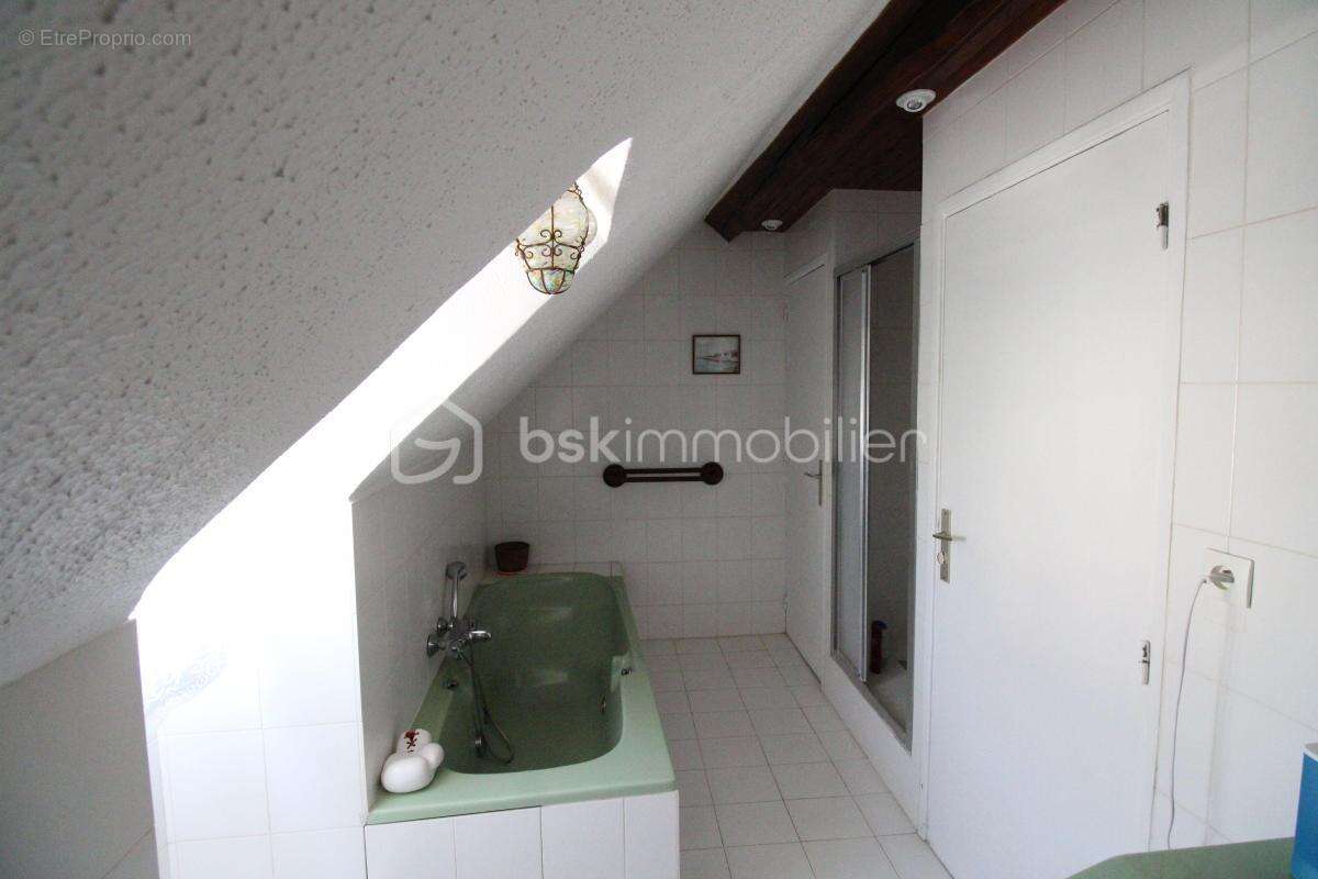 Maison à LA CHAPELLE-RABLAIS