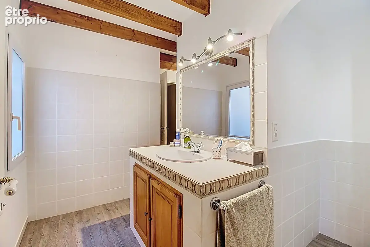 À VENDRE EN EXCLUSIVITÉ à DRAGUIGNAN Appartement 114 m² en dernier étage 3/4 chambres - photo 12