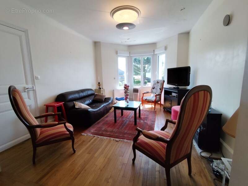 Maison à PLEUMARTIN