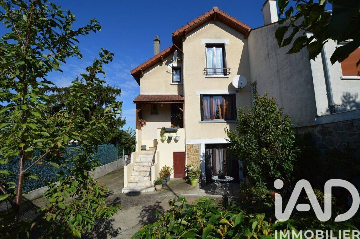 Photo 1 - Maison à CHAMPIGNY-SUR-MARNE