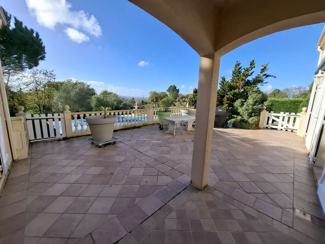 Maison à BON-ENCONTRE