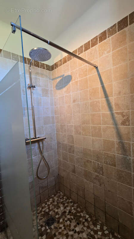 Maison à L&#039;ISLE-SUR-LA-SORGUE