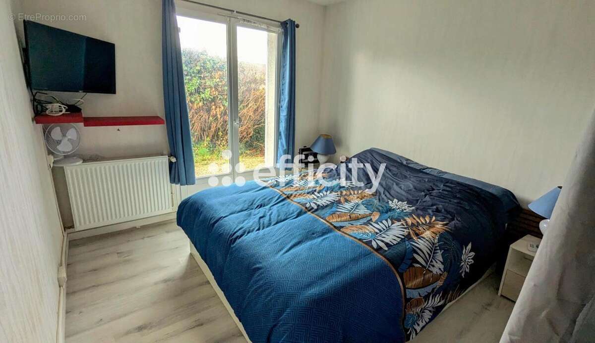 Maison à L'ISLE-D'ESPAGNAC