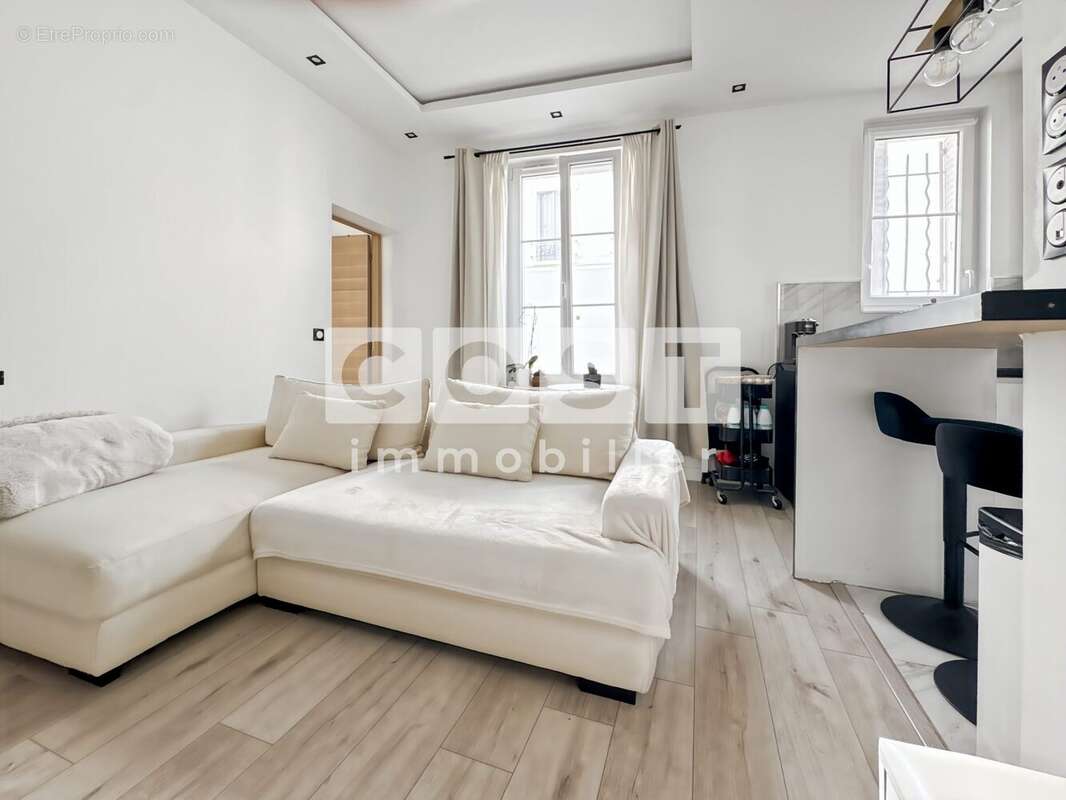 Appartement à COLOMBES