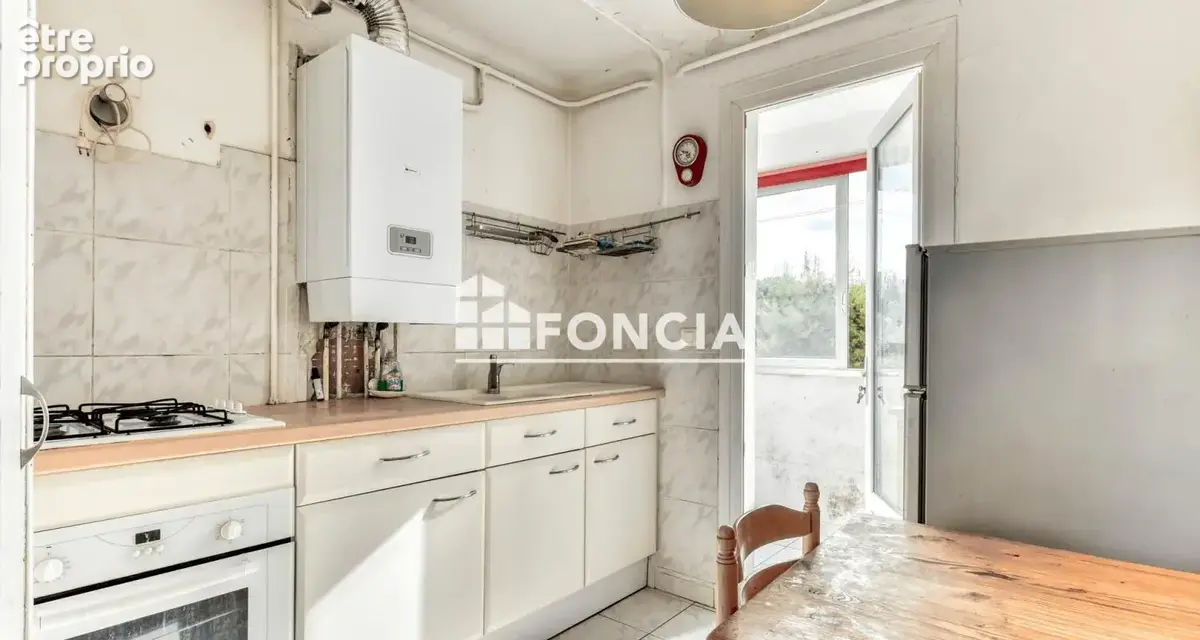  à vendre – appartement t3 traversant avec balcon et cave - photo 2