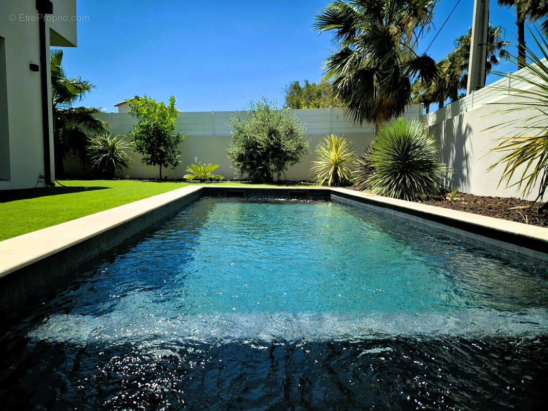 Superbe villa contemporaine a 200 m de la plage - photo 25
