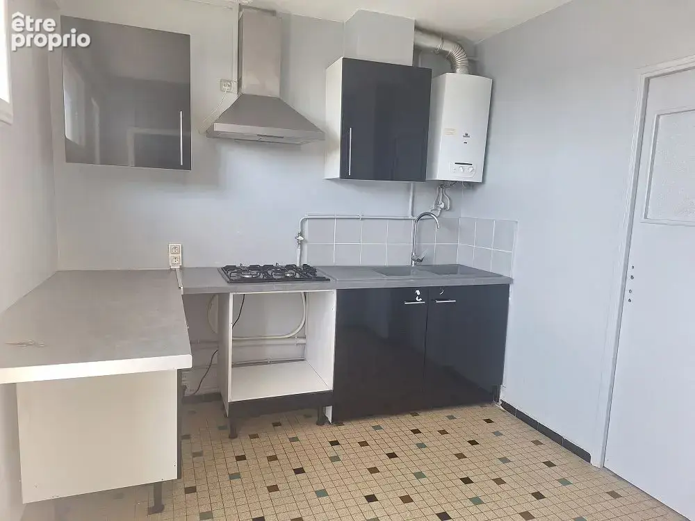 Appartement 4 pièces 80 m² à vendre à Sainte-Foy-Les-Lyon (69110) - photo 5