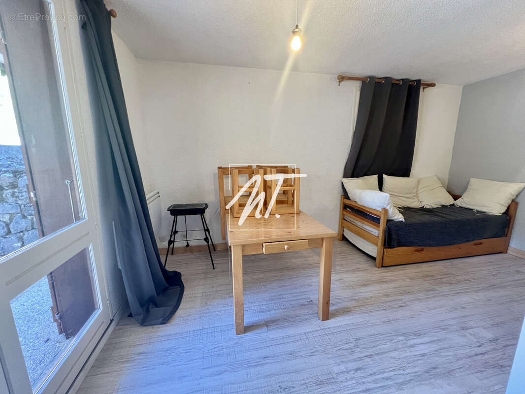 Appartement à LE BIOT