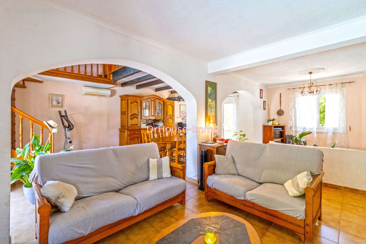 Maison à SAINT-CHRISTOL-LES-ALES