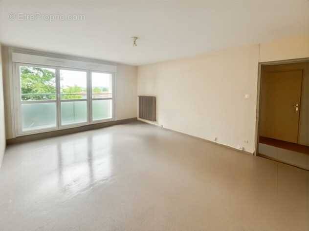 Appartement à EXINCOURT
