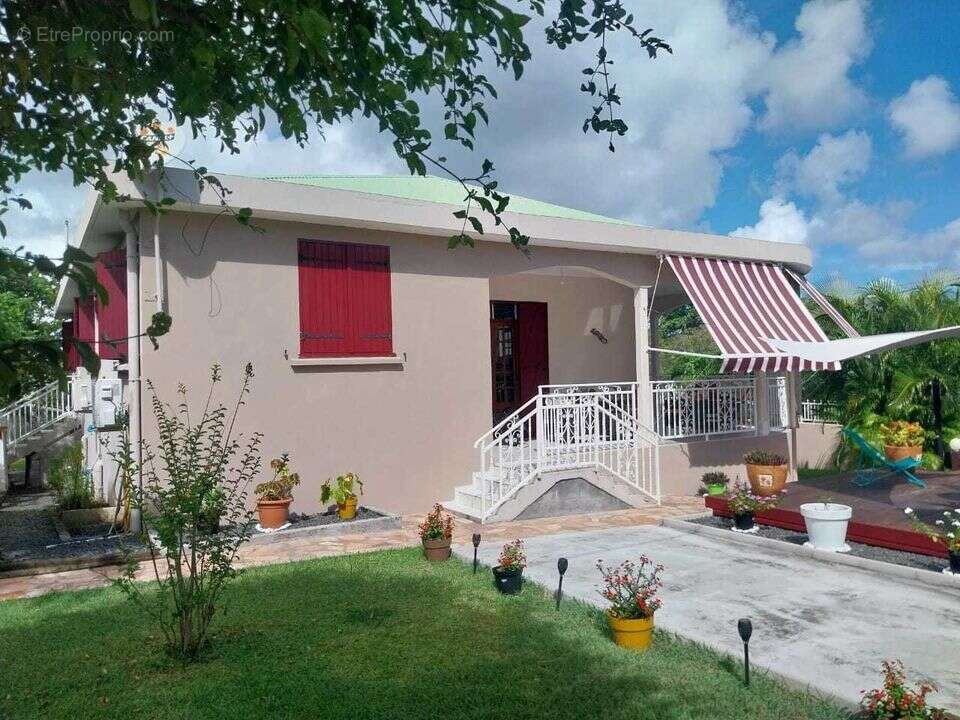 Maison à PORT-LOUIS