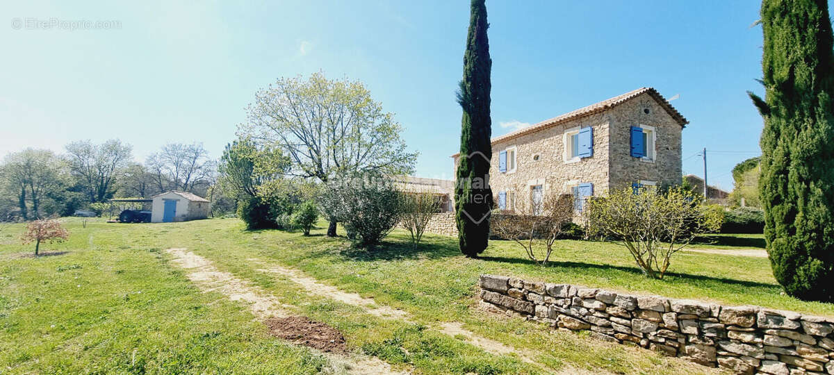 Maison à GOUDARGUES