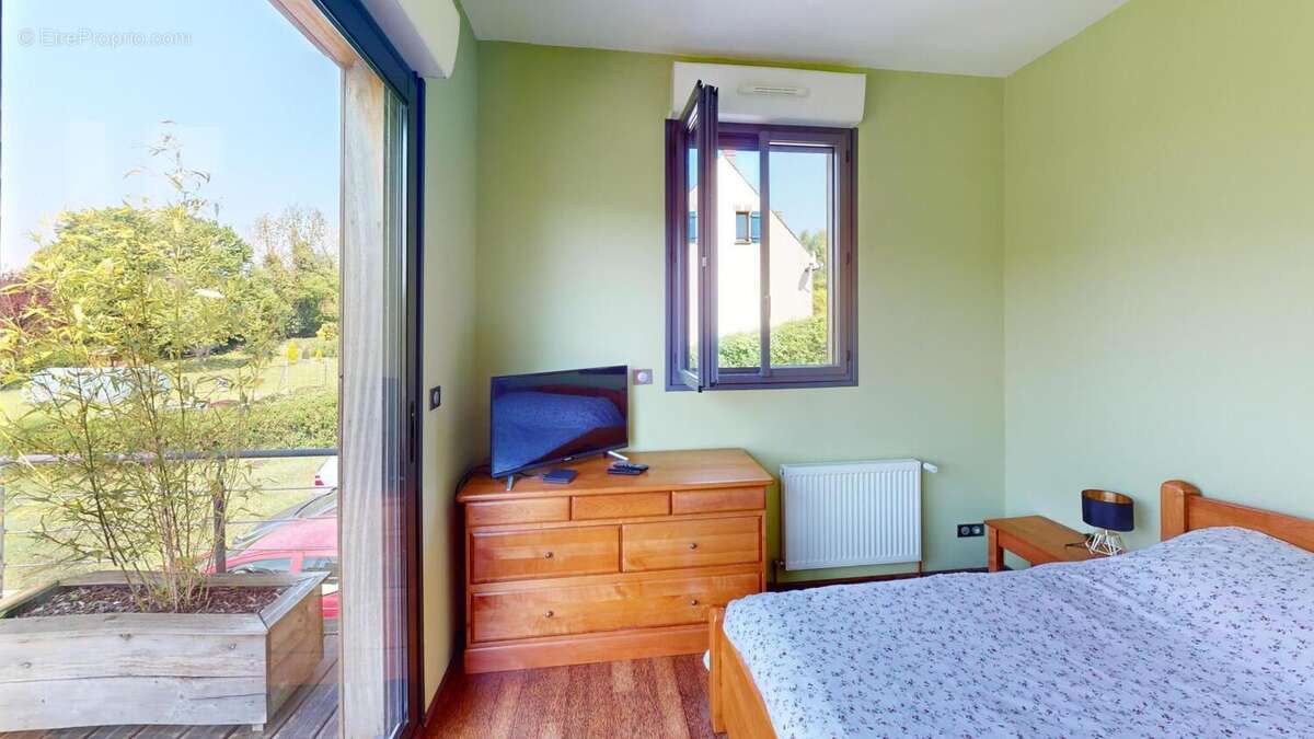 Maison à LACHAPELLE-AUX-POTS