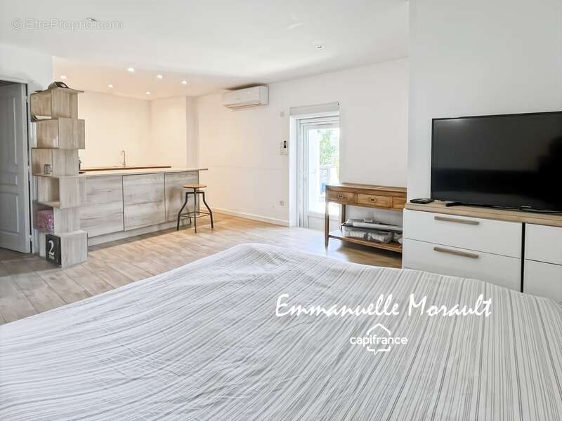 Maison à BAGNOLS-EN-FORET