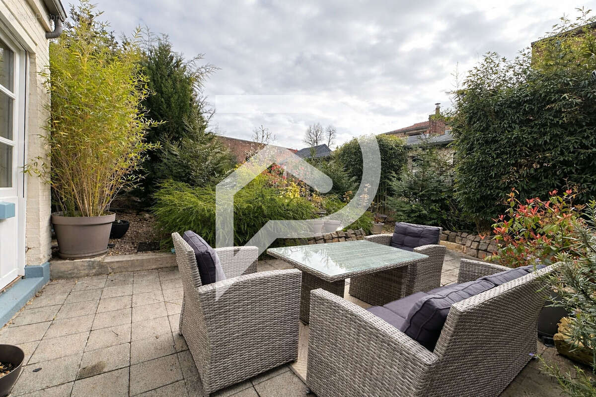 Maison à LE CATEAU-CAMBRESIS