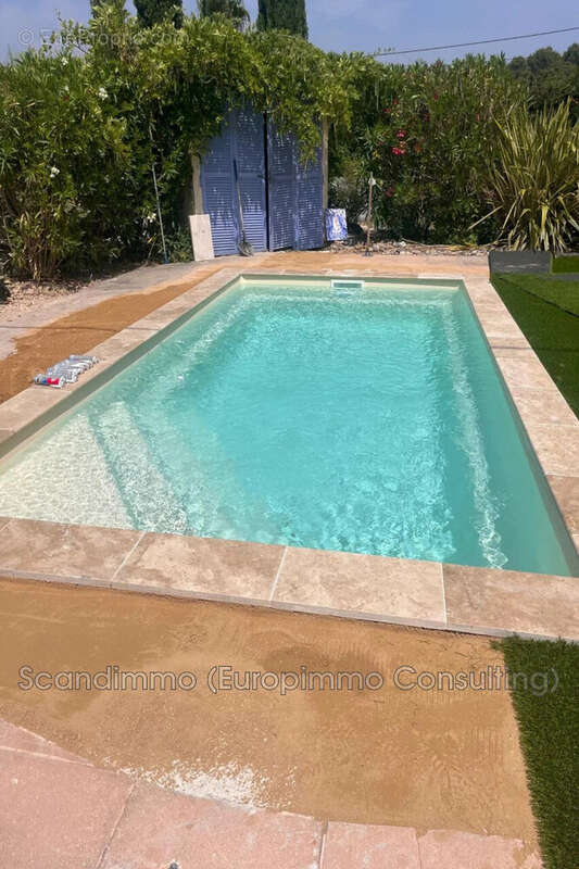 Maison à SAINT-ANTONIN-DU-VAR