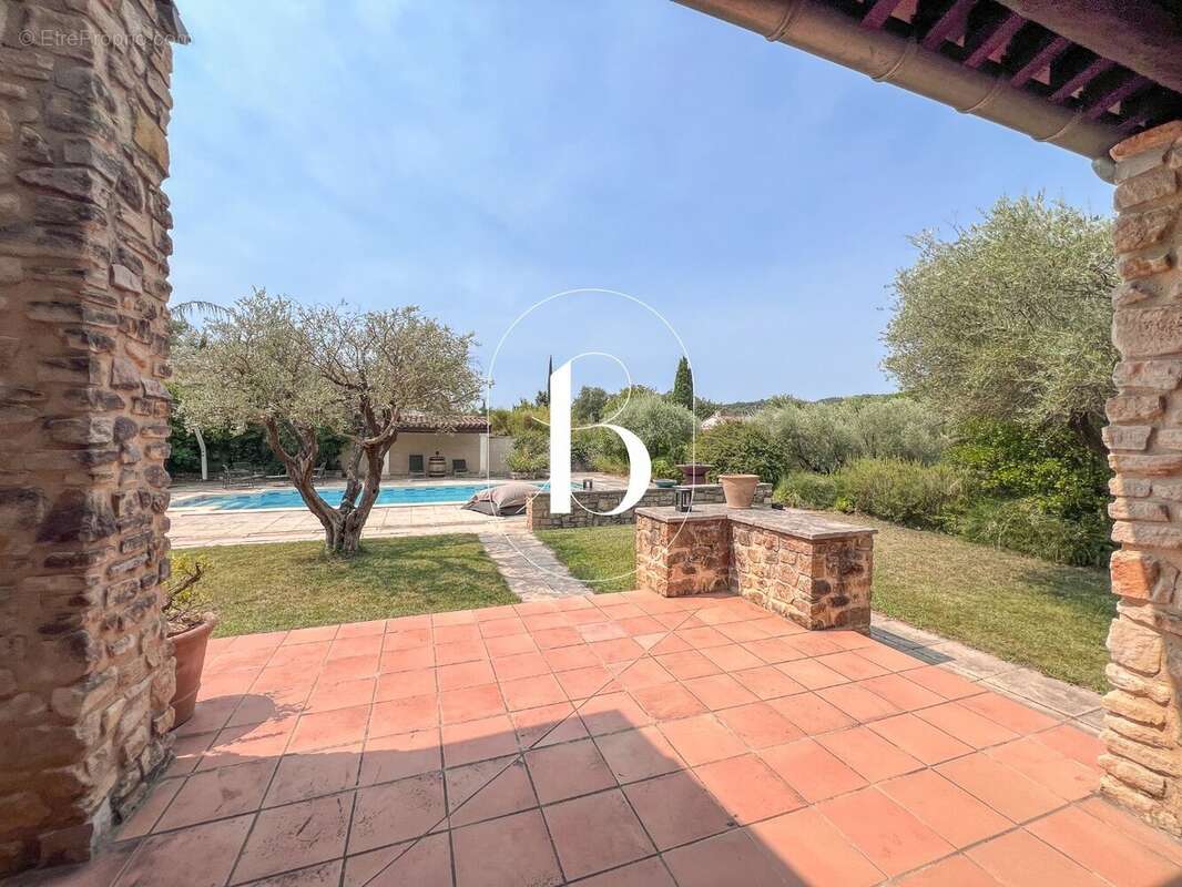 Maison 180 m² à Sabran  - photo 33