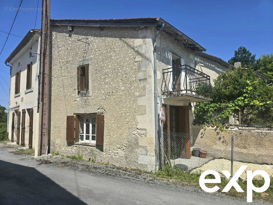 Maison à SAINT-PAUL-LIZONNE