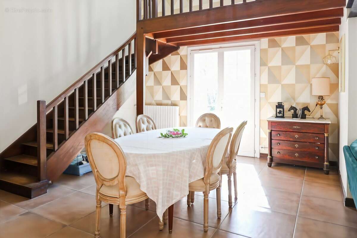 Maison à VIEILLEVIGNE