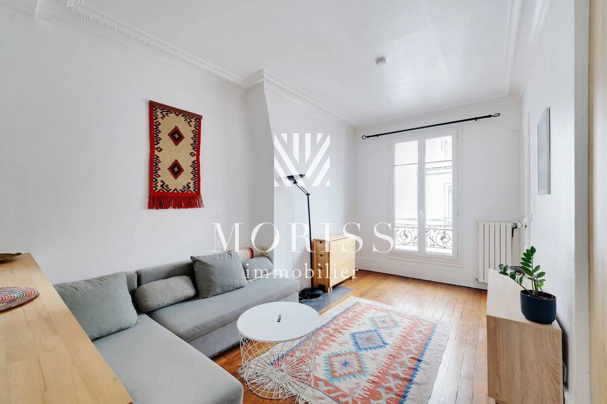 Appartement à PARIS-18E