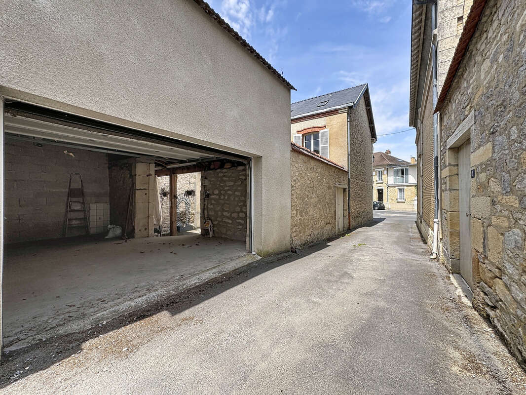 Maison à HERMONVILLE