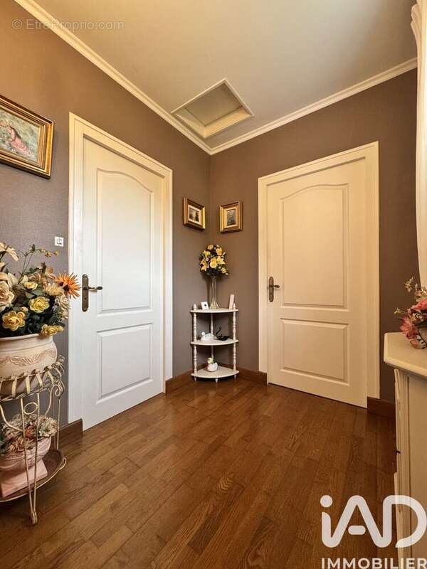 Photo 8 - Maison à CINAIS