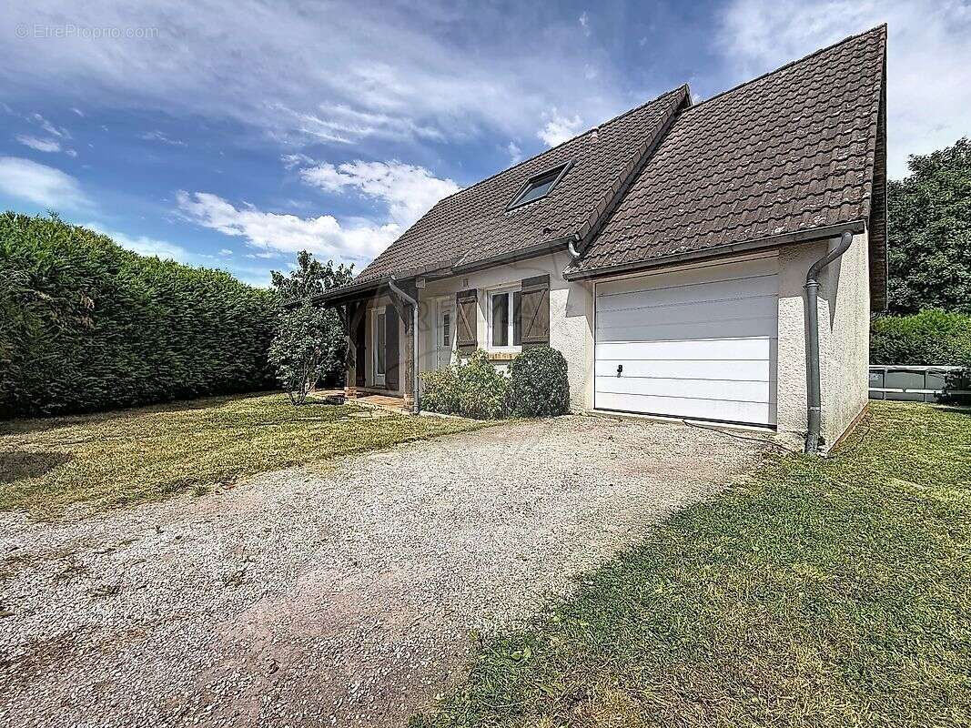 Maison à SENS