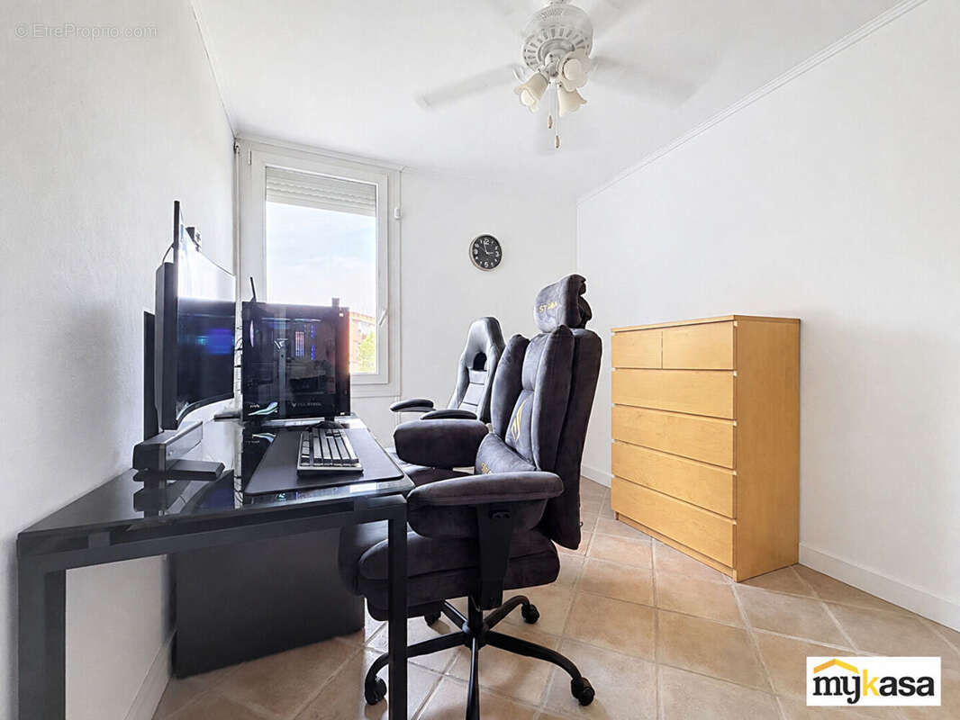 Appartement Martigues 4 pièce(s) 75 m2 - photo 11