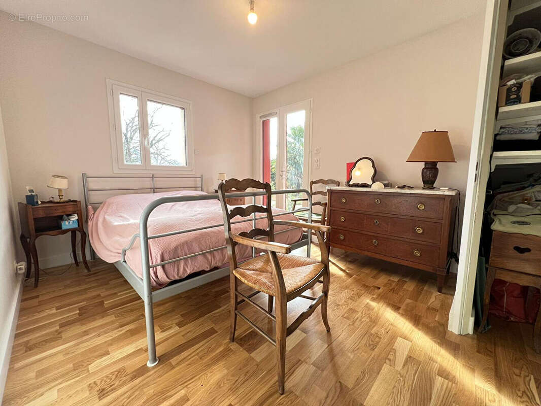 Maison à CHAVANNES-SUR-SURAN