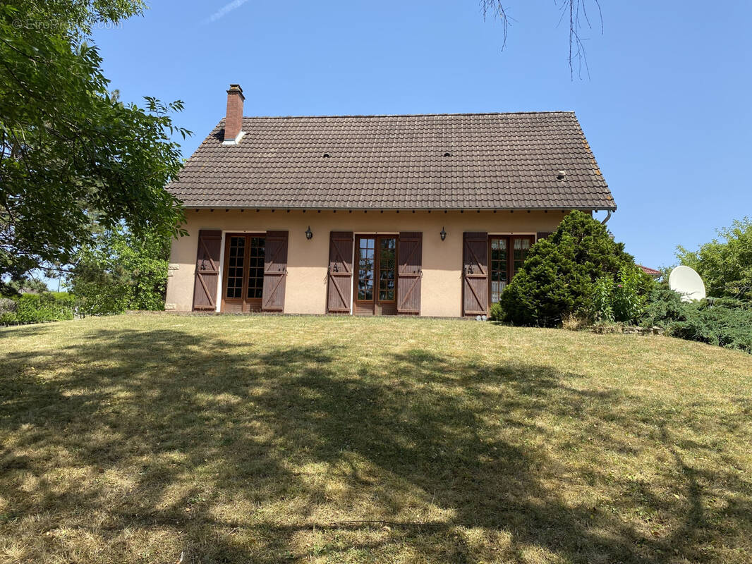 Maison à BUSSY-EN-OTHE
