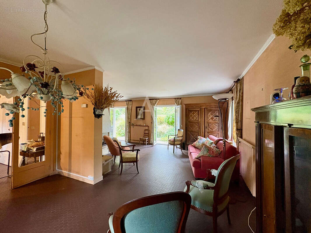 Maison à GIF-SUR-YVETTE