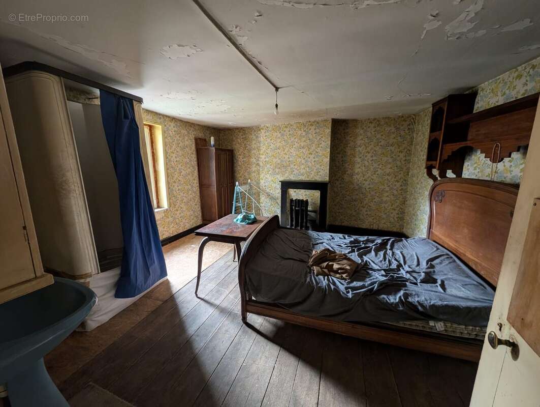 Maison à CHATELLERAULT