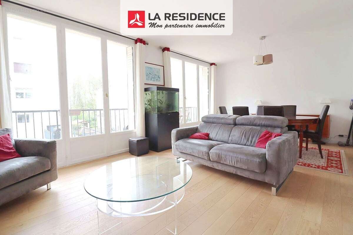 Appartement à VERSAILLES