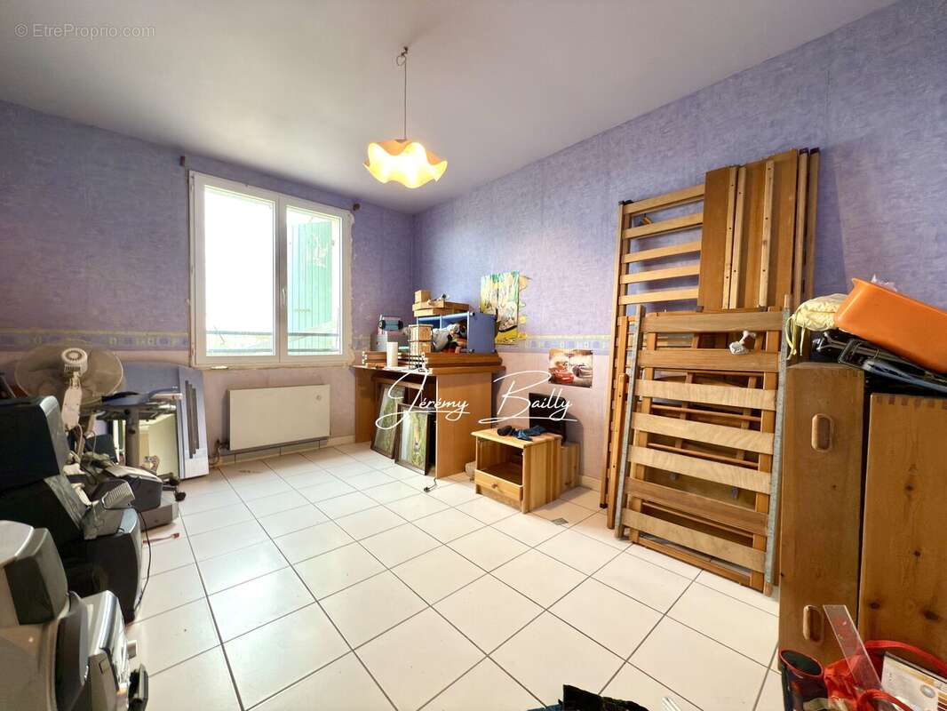Maison à SAINT-ESTEVE